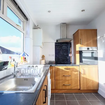 Elmhurst House Holiday home *